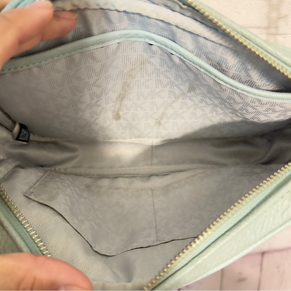 MICHAEL KORS Jet Set Messenger Mint/Crossbody - Picture 6 of 7